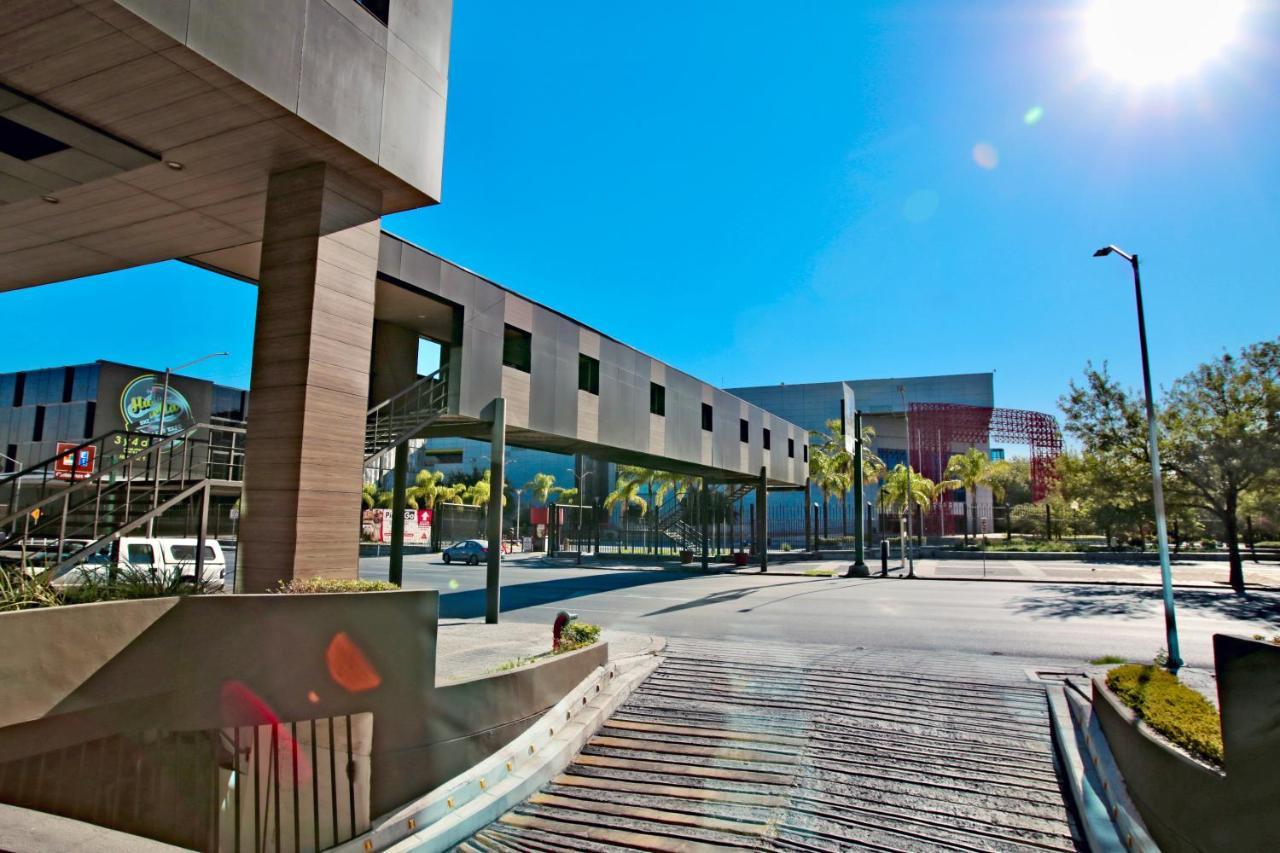 Antaris Cintermex Hotel Monterrey Exterior photo