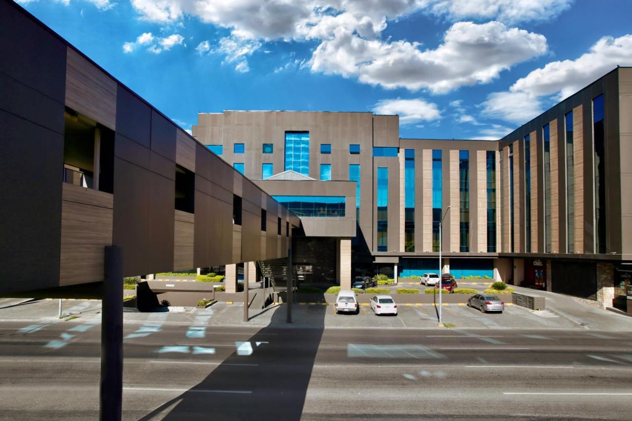 Antaris Cintermex Hotel Monterrey Exterior photo