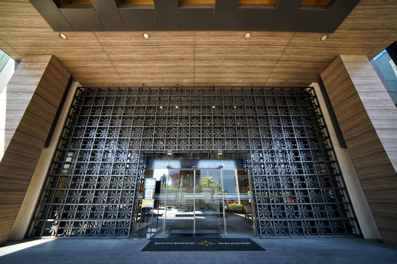 Antaris Cintermex Hotel Monterrey Exterior photo