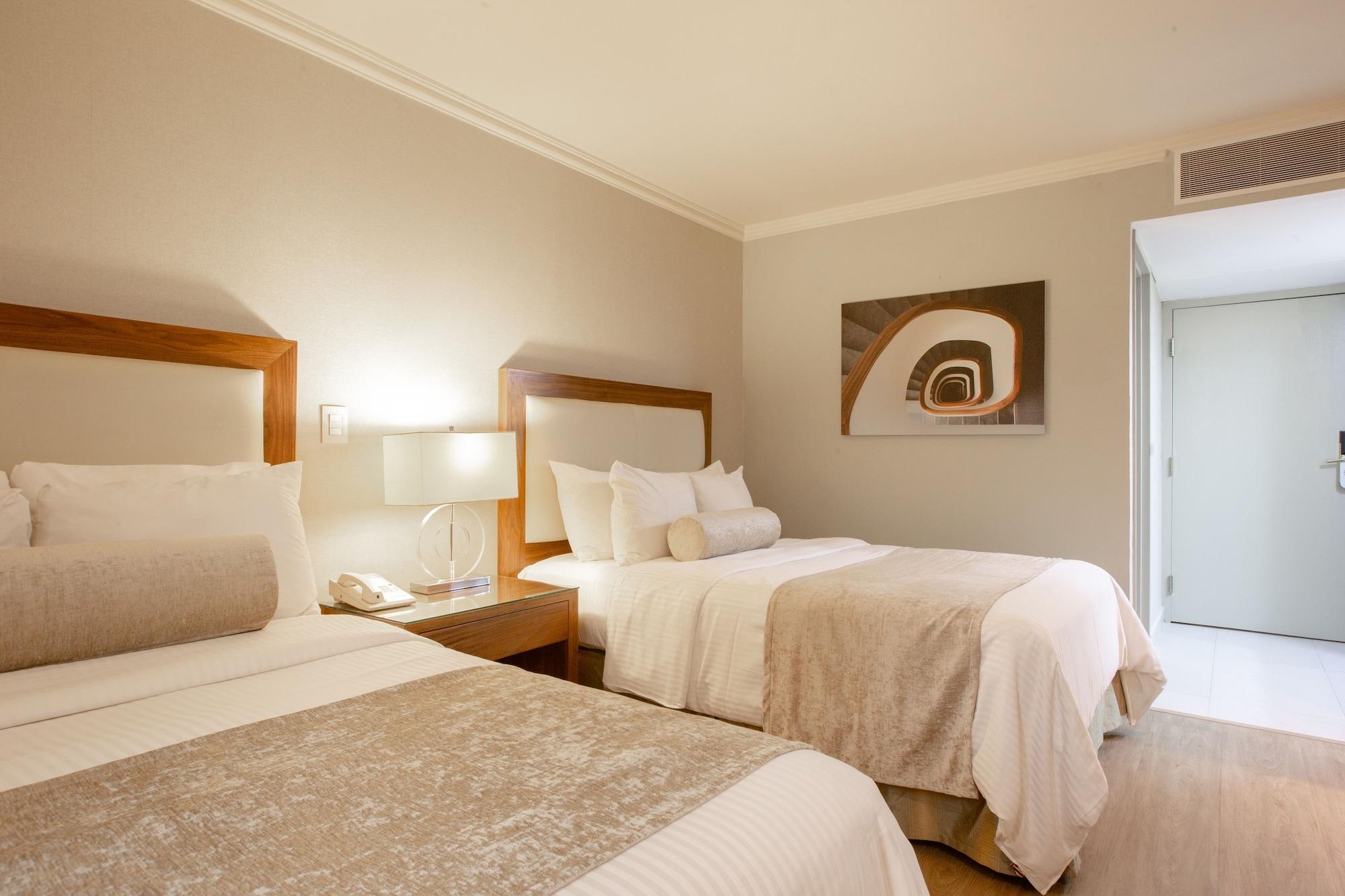 Antaris Cintermex Hotel Monterrey Exterior photo