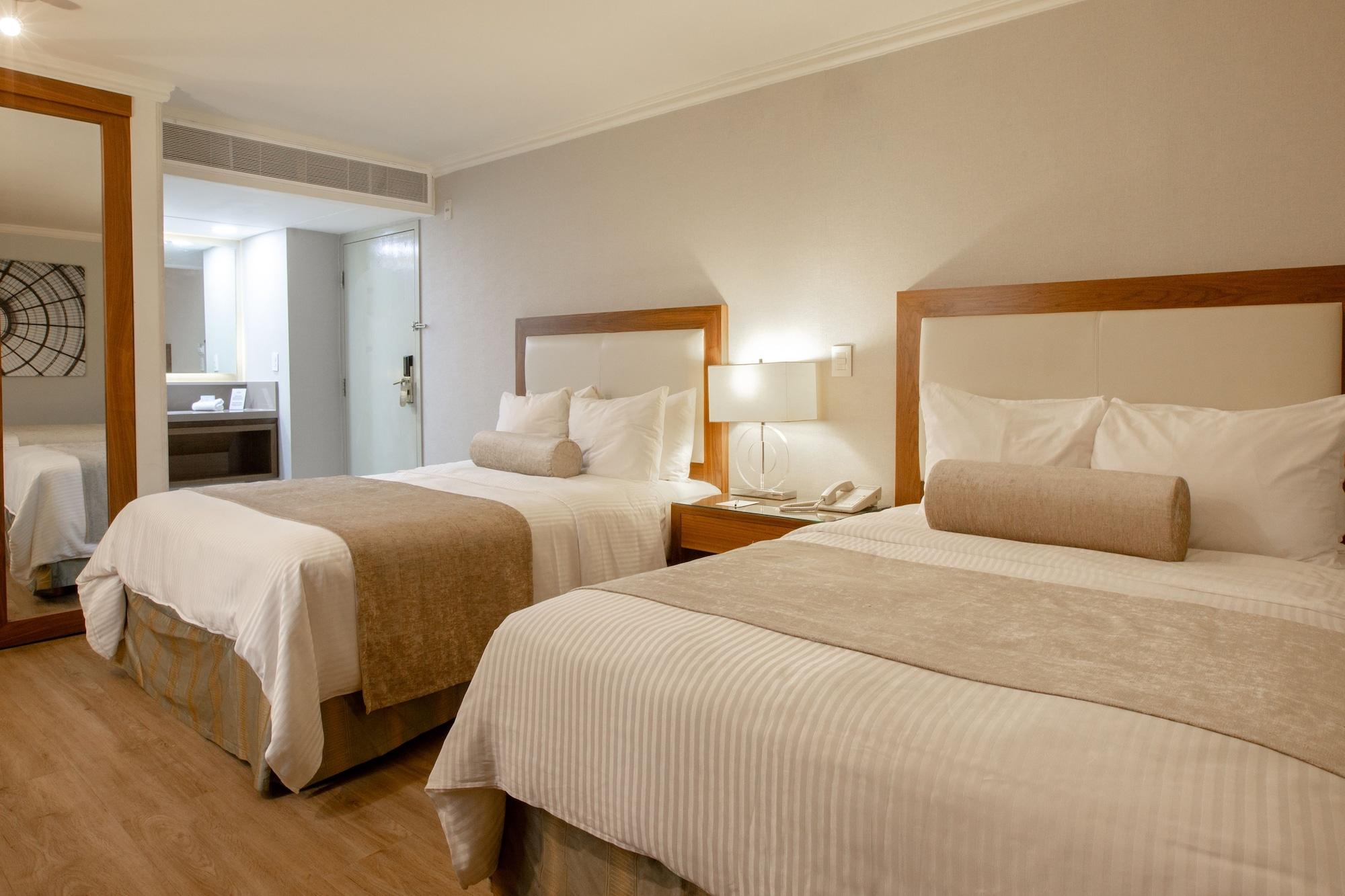 Antaris Cintermex Hotel Monterrey Exterior photo