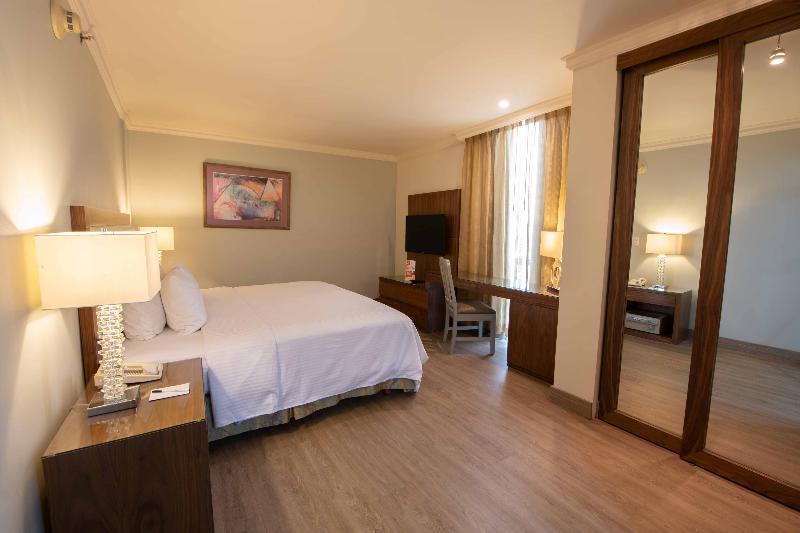 Antaris Cintermex Hotel Monterrey Exterior photo